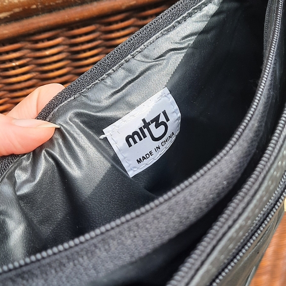 🆕️ Black Mitzi Vintage Leather Handbag Purse - Picture 6 of 14